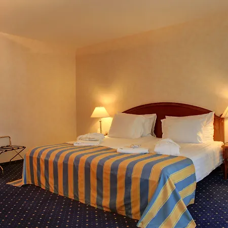 Grand Et Centre Thermal 4*