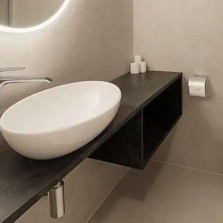 Grand Et Centre Thermal 4* 이베르동레방