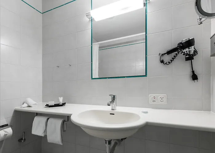 Grand Et Centre Thermal Hotel 4*