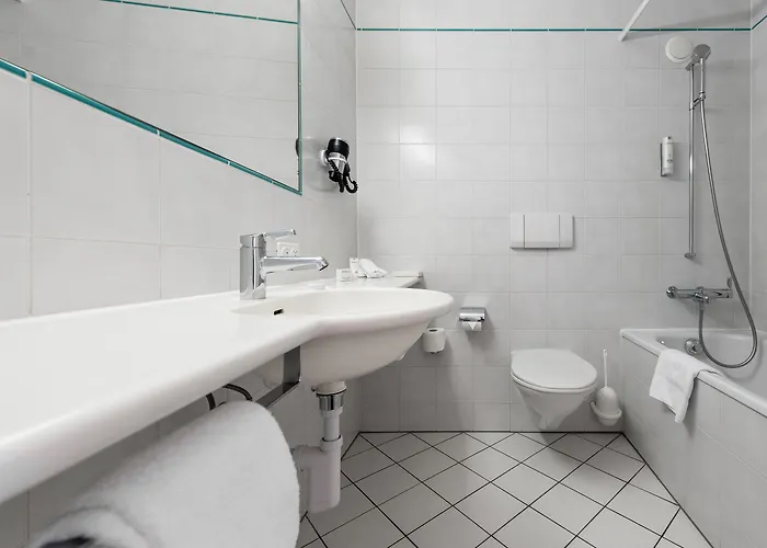 Hotel Grand Et Centre Thermal 4*